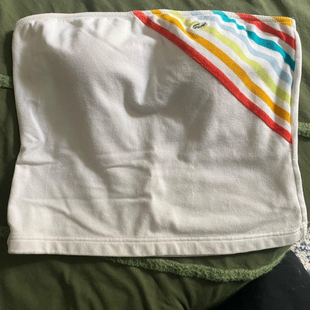 Adorable white tube too (strapless) with fun retro stripes. Perfect for summer!